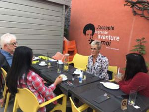 Philippe et Jean-Marie - rencontre avec Carole, directrice du Germoir, entreprise de formation par le travail à Charleroi